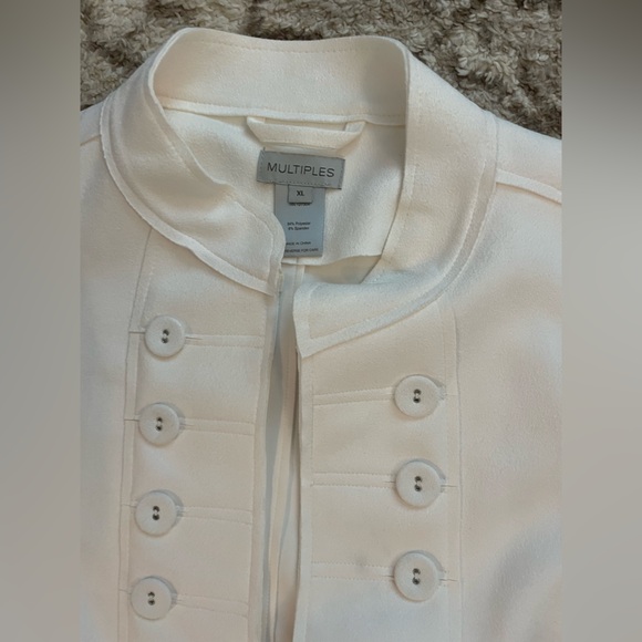 Women’s Cardigan - Picture 3 of 3